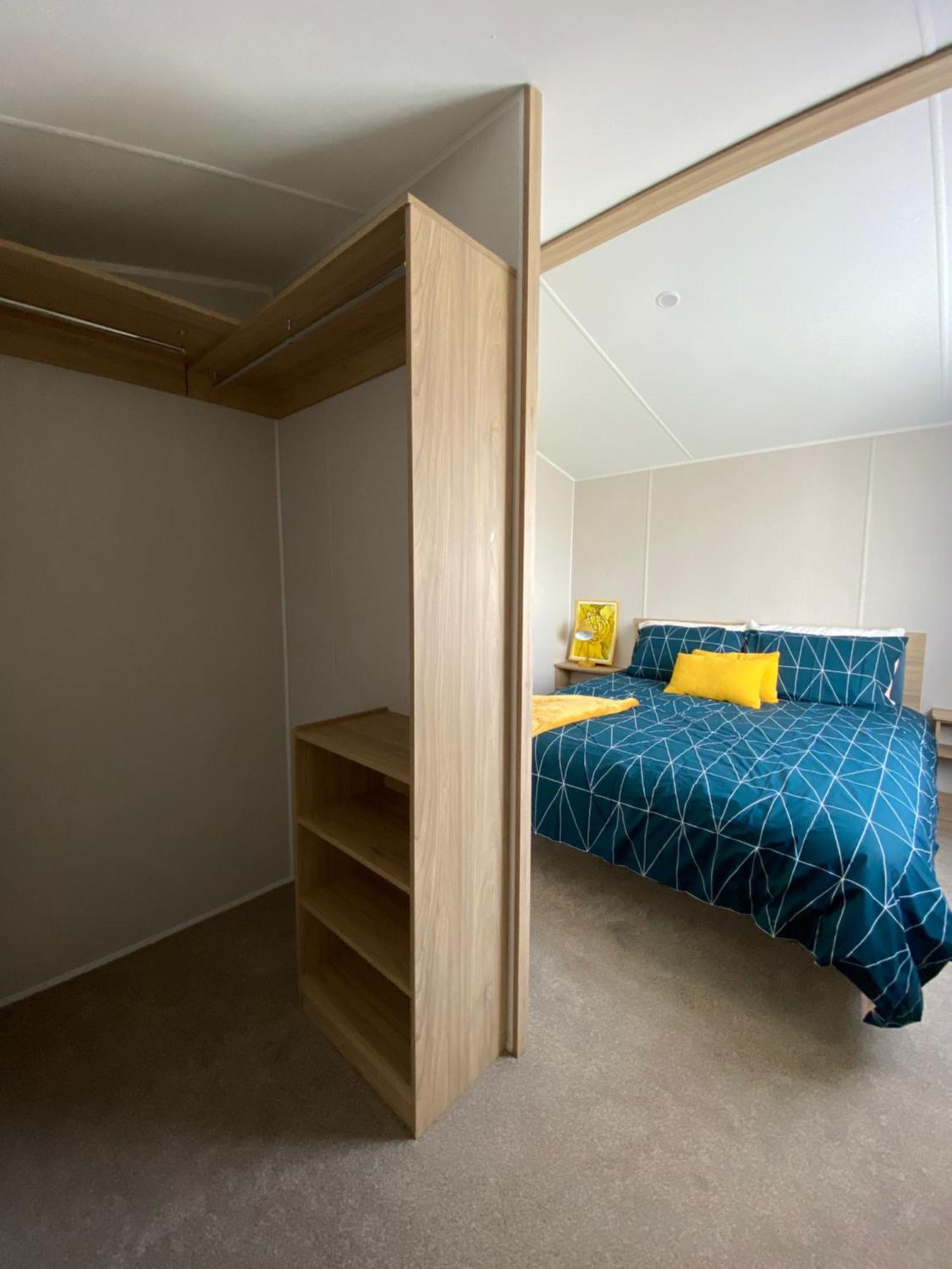 Verbzen Holiday Caravan At St Osyth Beach, Clacton-On-Sea By Verb Holidays Saint Osyth المظهر الخارجي الصورة